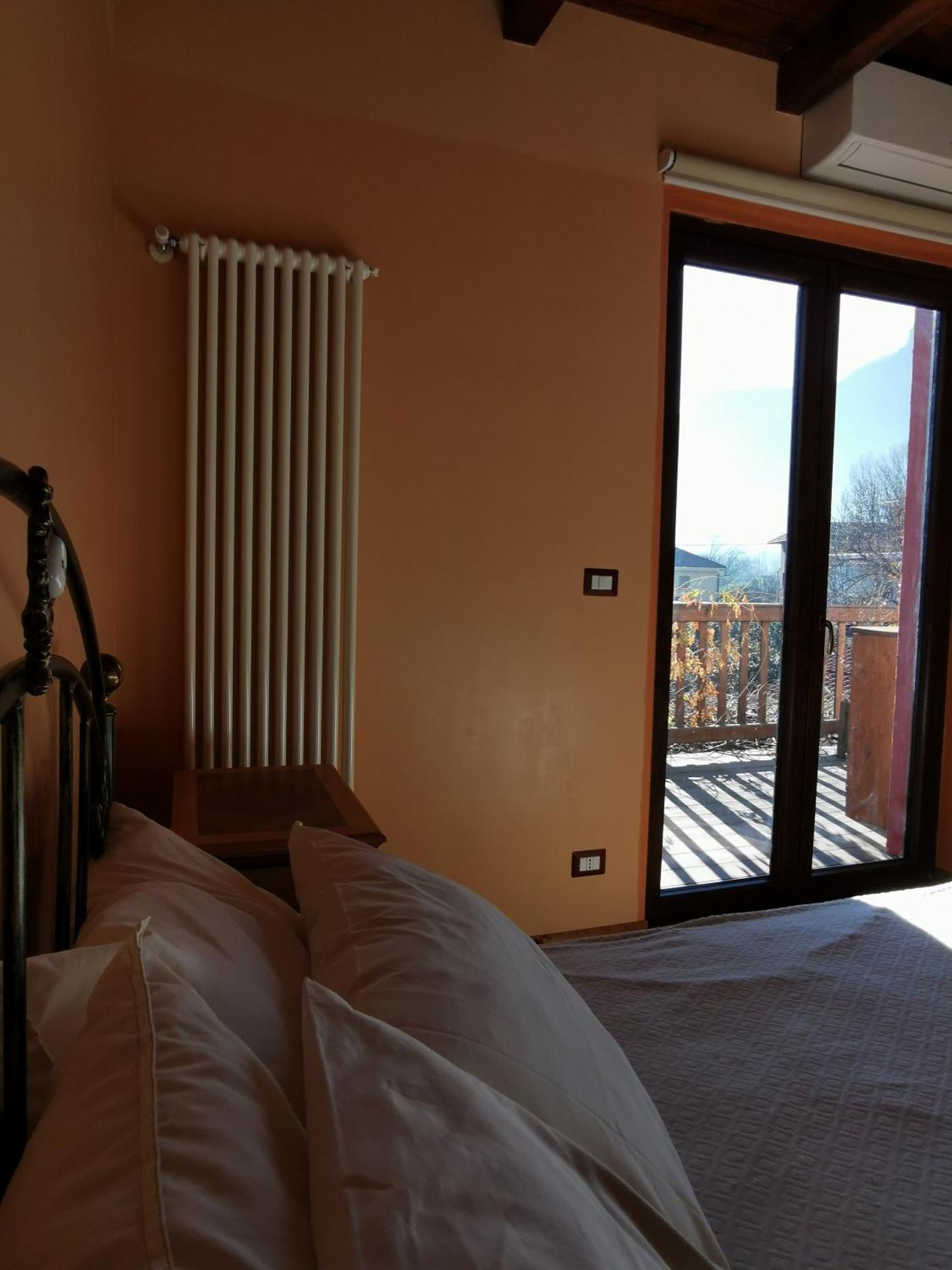 Adagio Guesthouse Caprie Eksteriør billede
